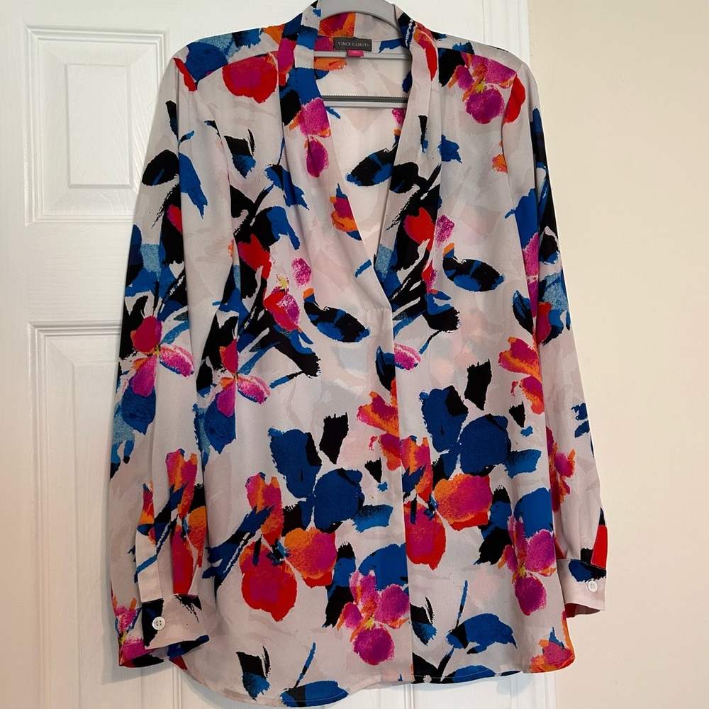 Vince Camuto Women’s Blouse Medium Long Sleeve‎